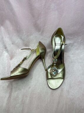 Stuart Weitzman Womens Champagne Gold Leather Crystal Pump Stilettos Shoes 9